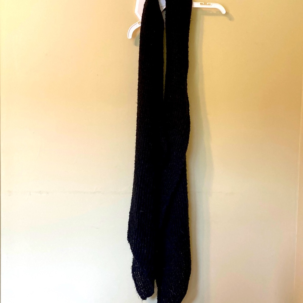 Black fluffy scarf